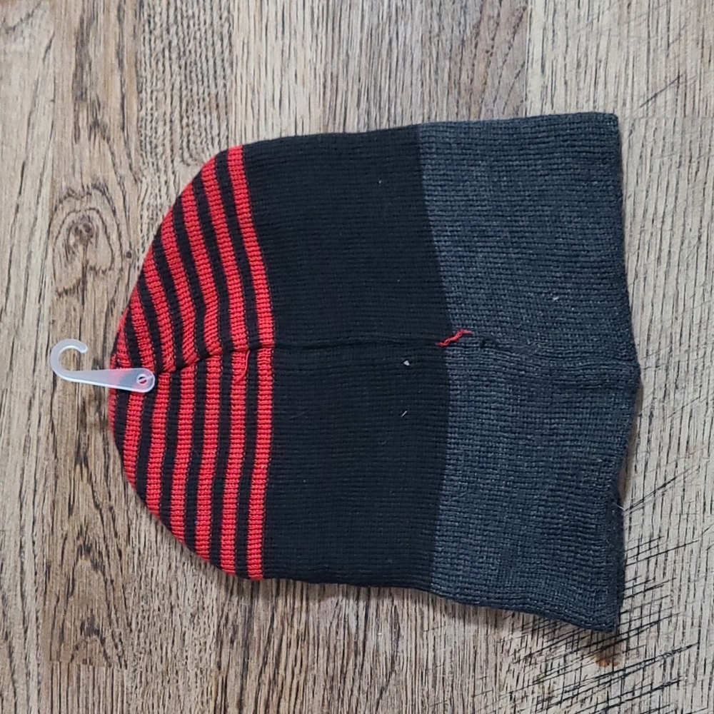Toque - Picture 2 of 4